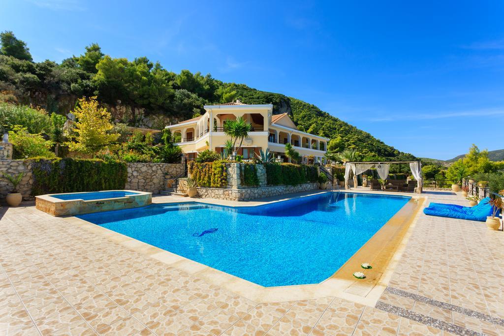Akros And Appartement